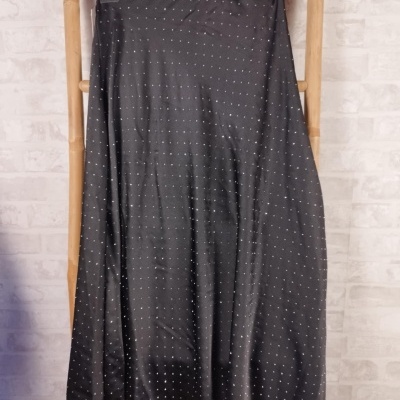 Saia cetim com brilho