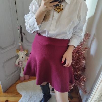 Saias de malha efeito peplum