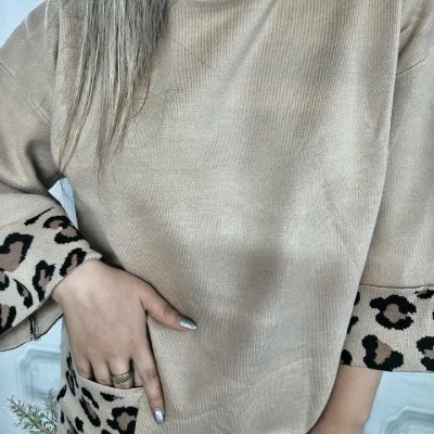 Malha com detalhe animal print