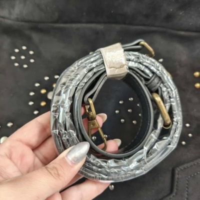 Mala tachas e franjas