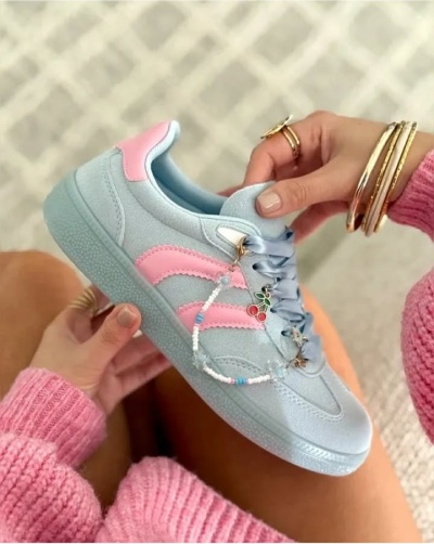 TENIS em azul