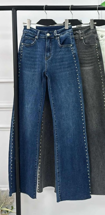 Jeans wide leg tachas azuis