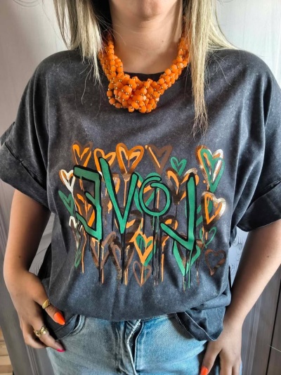 T-shirt love