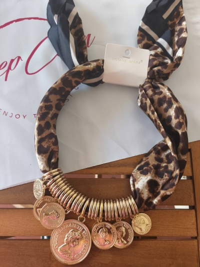 Colar lenço Moedas