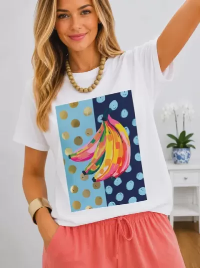 T-shirt bananas com detalhes dourados