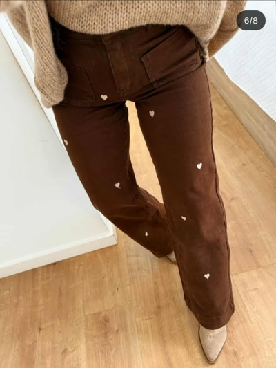 Calça corações Bordados