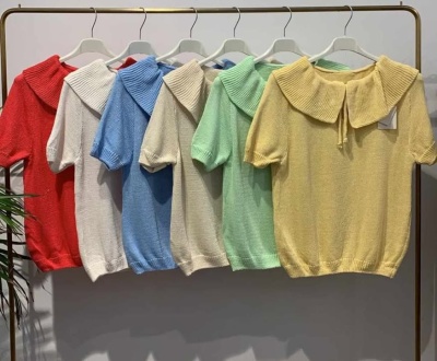 T-shirt malha gola peter pan