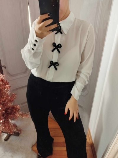 Calça flared em veludo