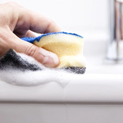 DETERGENTE CLORADO EM GEL PARA LIMPEZA E DESINFEÇÃO 1 L - KLORGEL