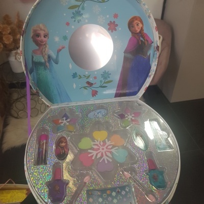 Estojo de maquilhagem redondo frozen