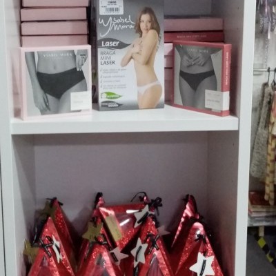 Lingerie - Ysabel Mora