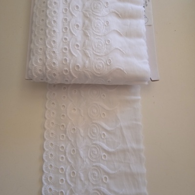 Fita Bordado Inglês Extra-Largo