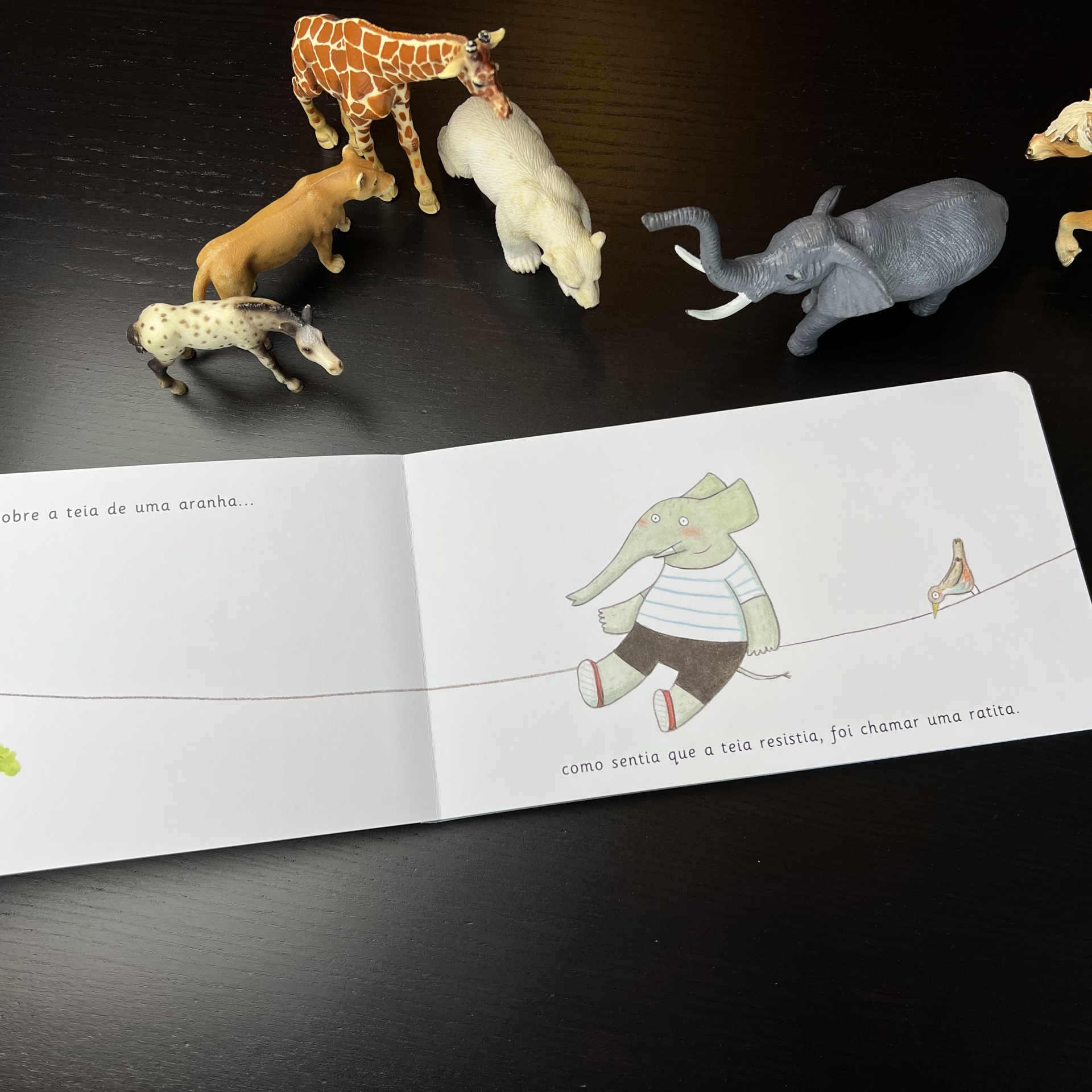 Um elefante que balançava...