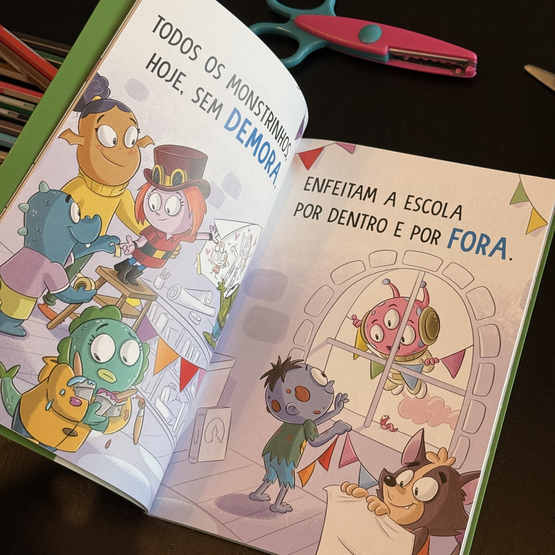Escola de Monstros 11: A múmia Emília é ligada à família