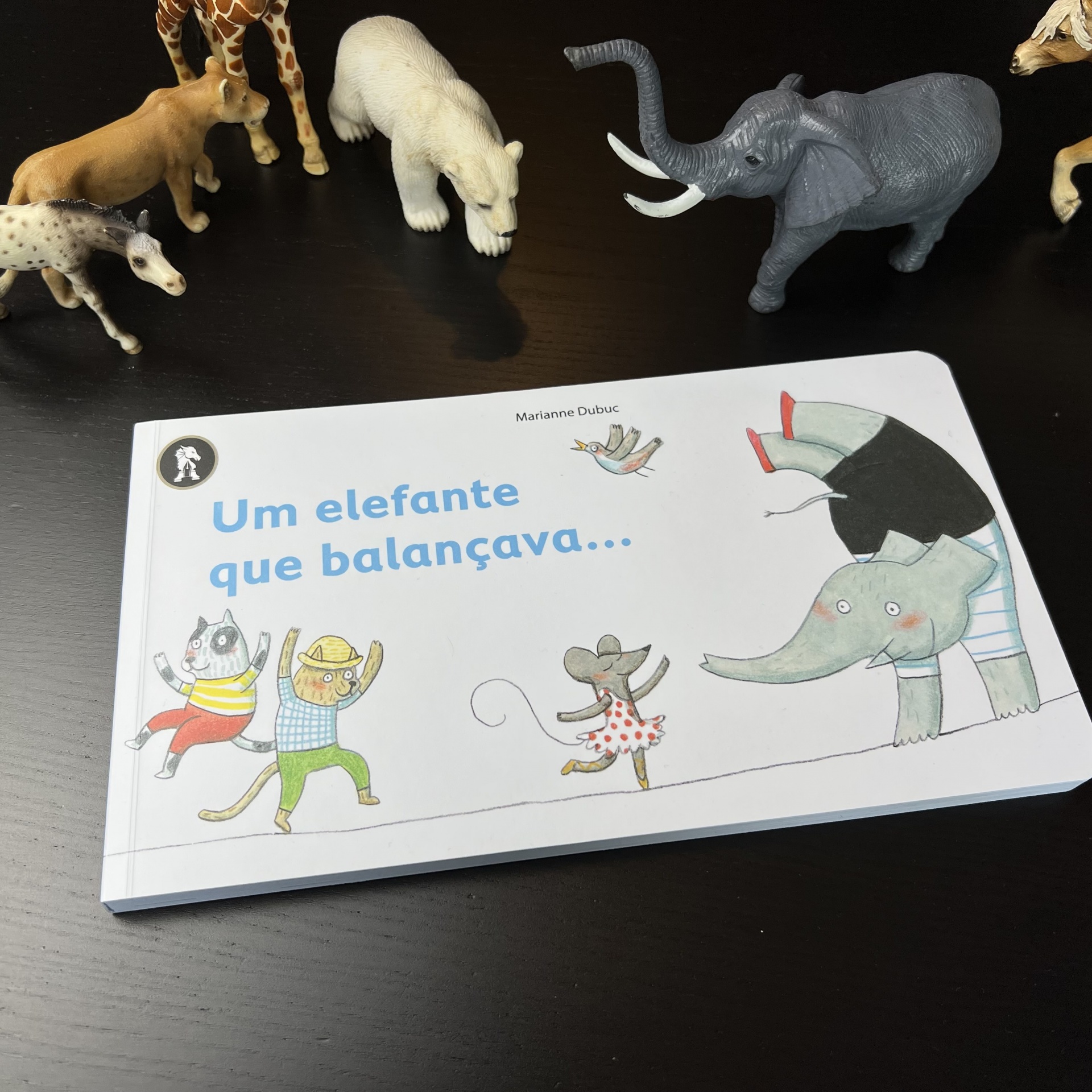 Um elefante que balançava...
