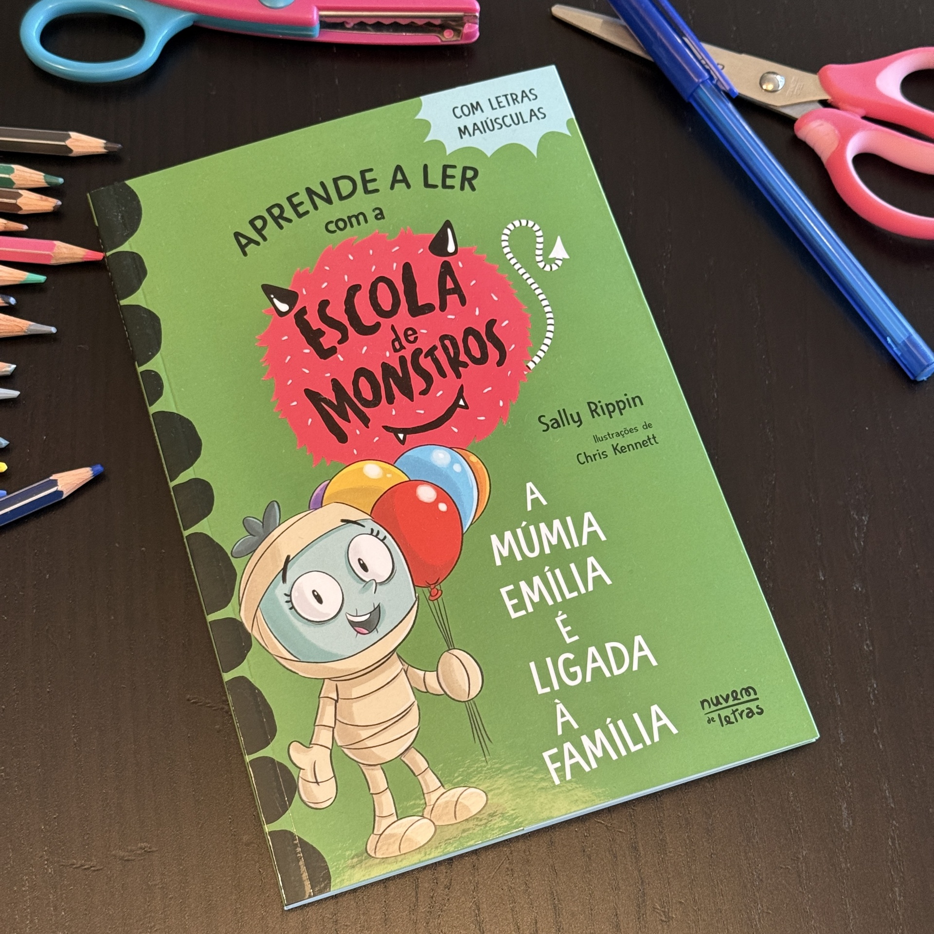 Escola de Monstros 11: A múmia Emília é ligada à família