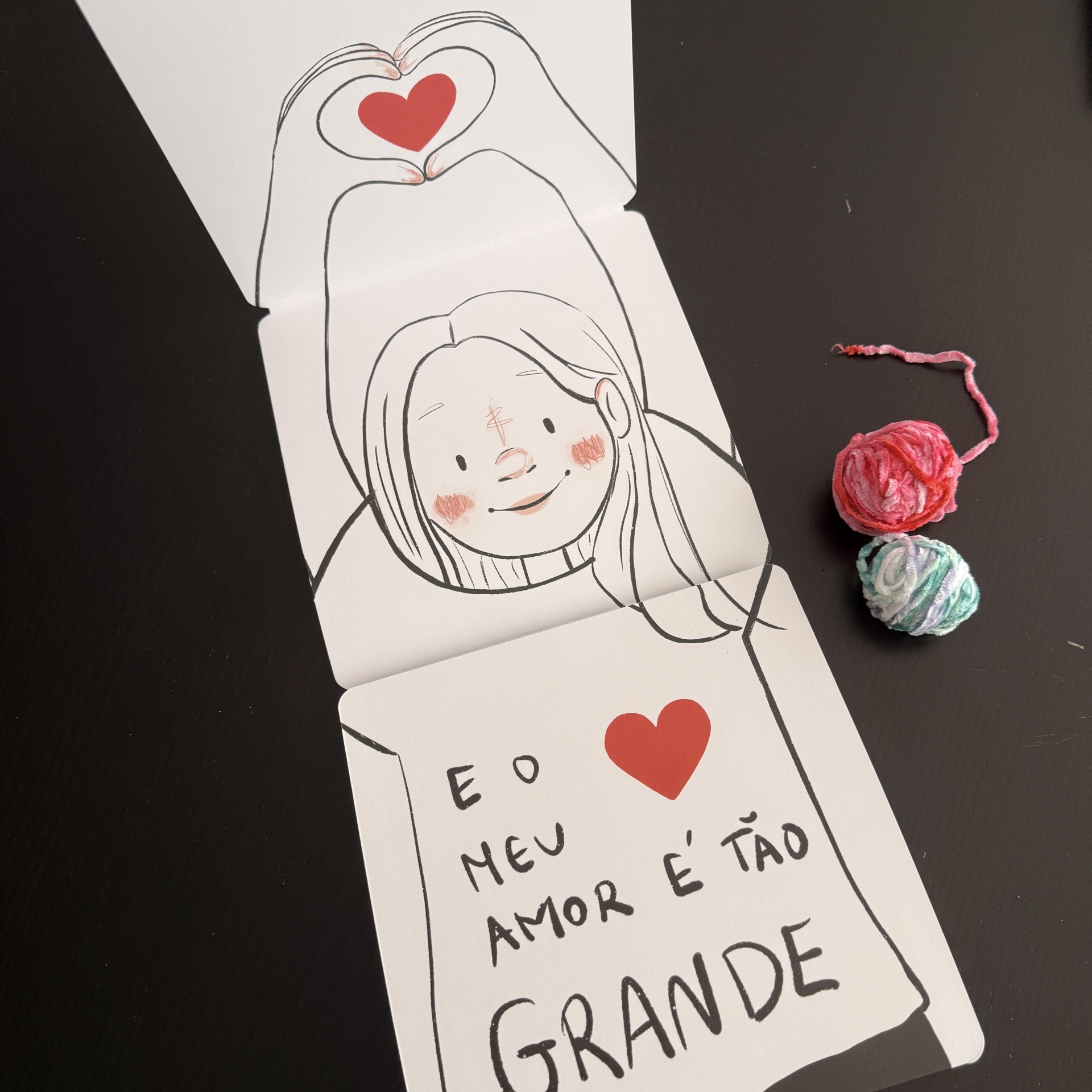 Coração pequenino (versão em alto contraste)
