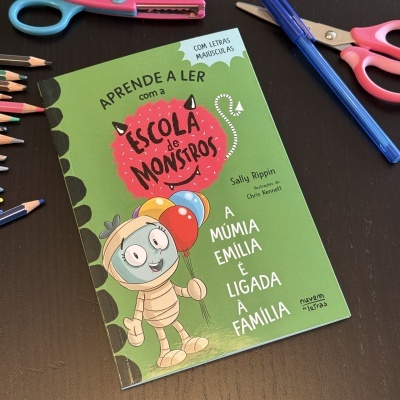 Escola de Monstros 11: A múmia Emília é ligada à família