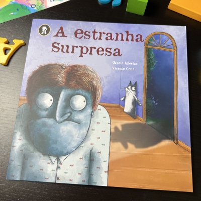 A ESTRANHA SURPRESA