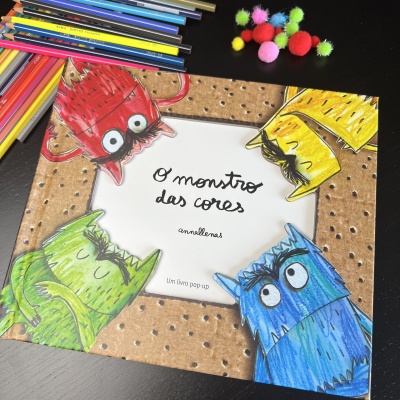 O monstro das cores Um livro pop-up