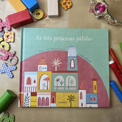AS TRÊS PRINCESAS PÁLIDAS