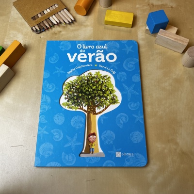 O verão também se lê com os pés na areia