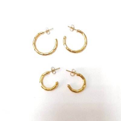 Argolas em Aço 2 tons com veios