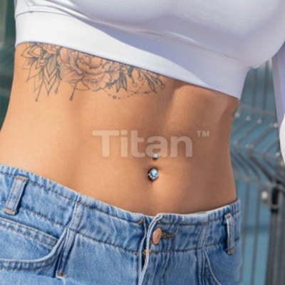 Jóia para umbigo em TITÂNIO com 2 zircónias em botão achatado TB101 Jóia para umbigo em TITÂNIO com 2 zircónias em botão achatado TB101