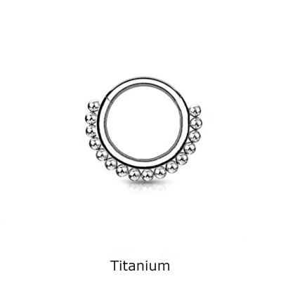 Argola de segmento em Titanio com micro bolas TRS300