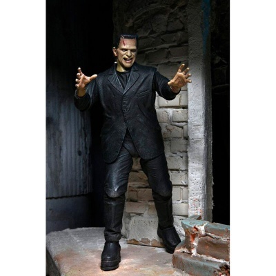 Universal Monsters Ultimate Frankenstein Monster Neca figure 18cm