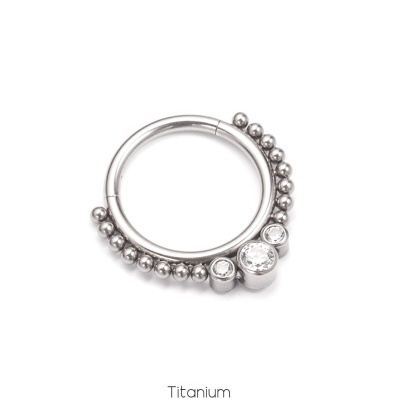 Argola de Titânio com 3 zirconias e micro bolas para septo T4200