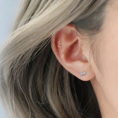 Joia- labret de Titanio para cartilagem com cobrinha TB-0584