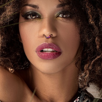 Argola em aço cirúrgico de segmento lisa cores  -  RH4