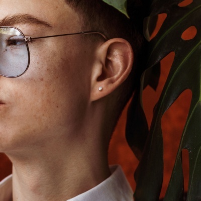 Barra de aço cirúrgico 316L  com rosca interna com brilhantes - BSI04