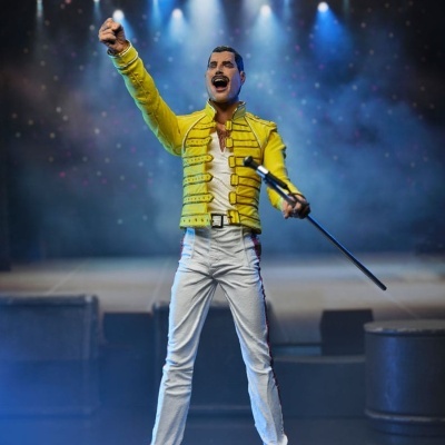 Figura Neca - Freddie Mercury (Yellow Jacket) 18 cm