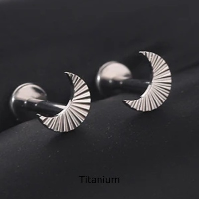 Labret de titanio com lua raiada TC303