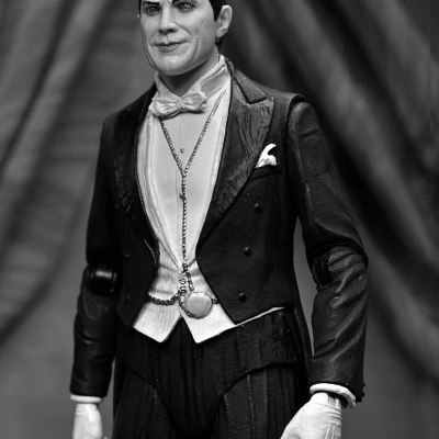 Universal Monsters Action Figure Ultimate Dracula (Carfax Abbey) 18 cm