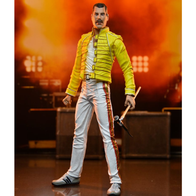 Figura Neca - Freddie Mercury (Yellow Jacket) 18 cm