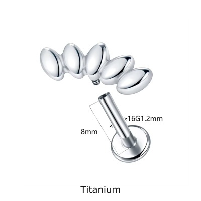 Joia labret de Titanio com formação de 5 peças bago de arroz TC128