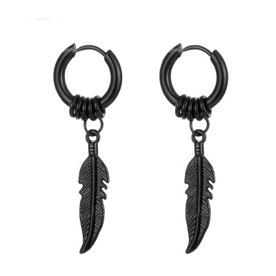Par de argolas étnicas em aço inoxidavel com pena pendente EH034