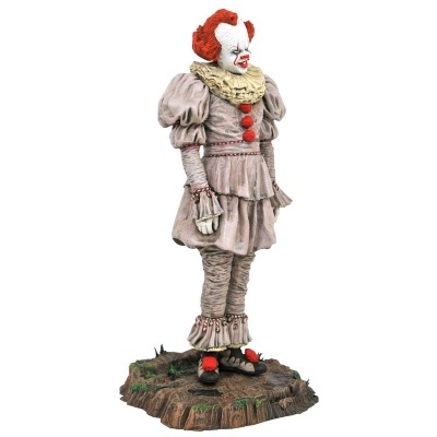 Diamond Select Toys - Pennywise IT Chapter 2