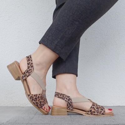 Sandália Confortável Anatómica Valéria's Leopardo