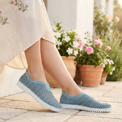 Sapatilha Confortável Pele Love Comfort Azul (pés magros)