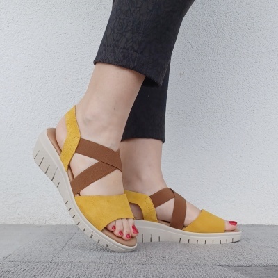 Sandália Confortável Anatómica Valéria's Ocre