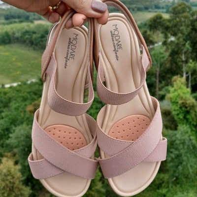 Sandália Confortável Modare (Pés Magros)