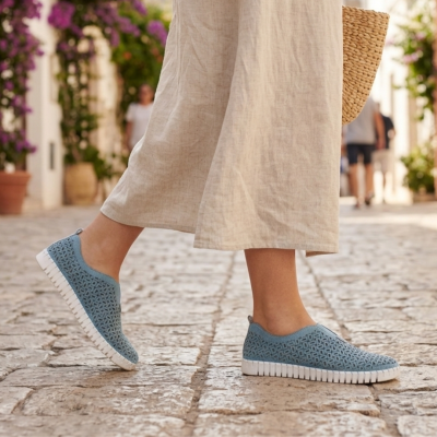 Sapatilha Confortável Pele Love Comfort Azul (pés magros)