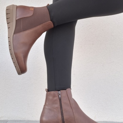 Bota Confortável em Pele Castanha Valeria's