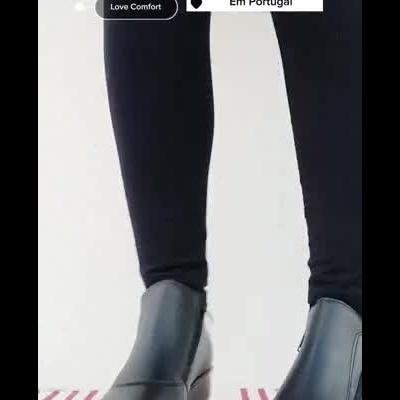 Bota Confortável em Pele Elástico Preta Drakart