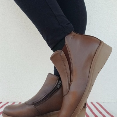 Bota Confortável em Pele Elástico Castanha Drakart Bota Confortável em Pele Elástico Castanha Drakart