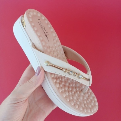 Chinelo Dedo Cunha Modare Creme